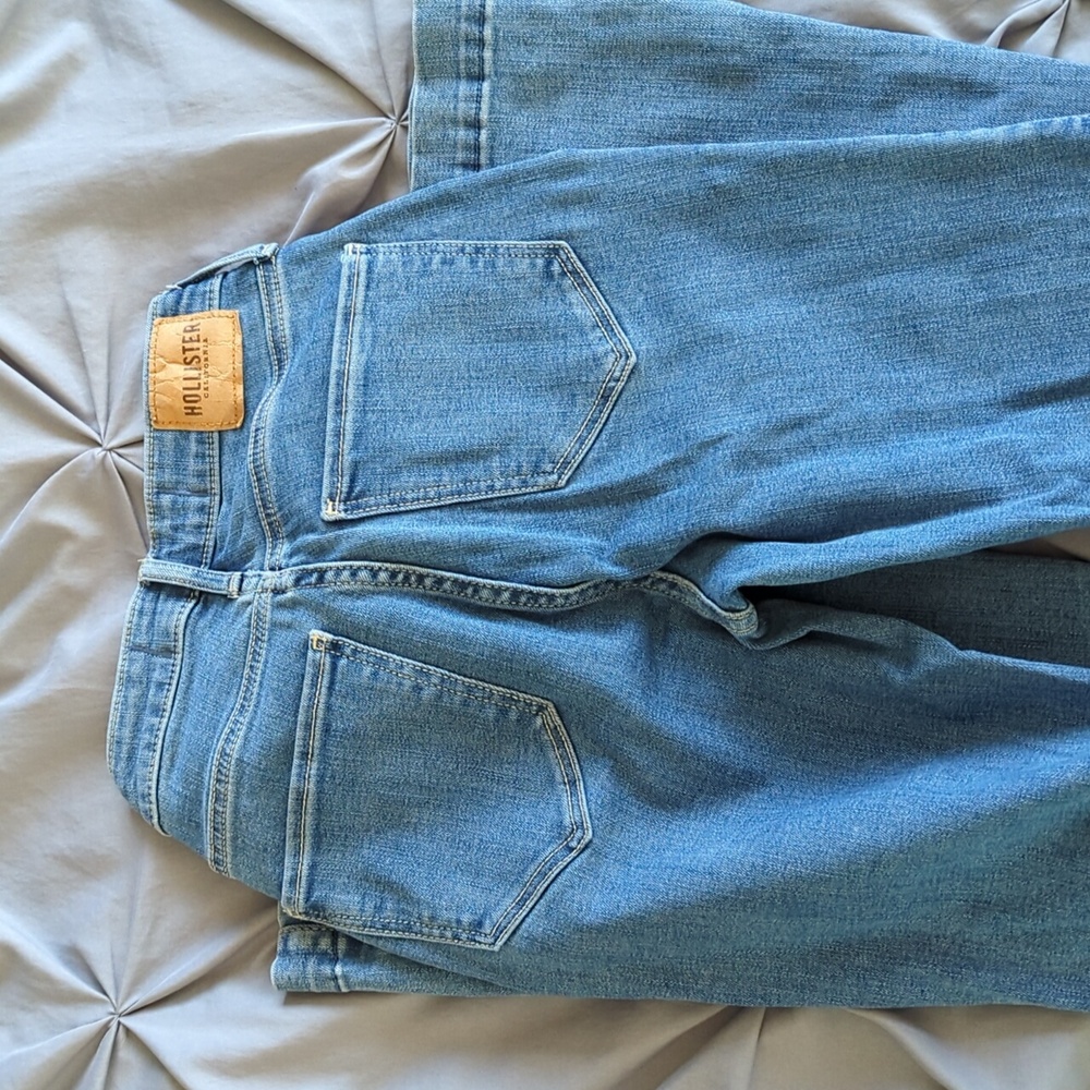 Hollister Vintage Flare - Picture 3 of 3